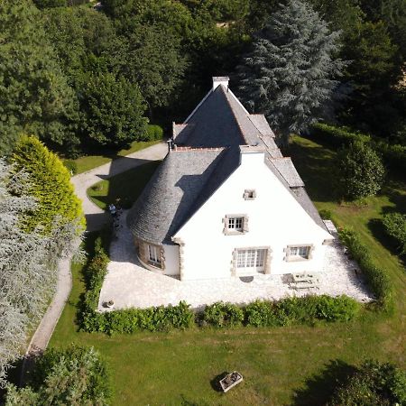 Crown Roads Bed and Breakfast Le Faouët Exteriör bild