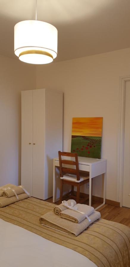 Crown Roads Bed and Breakfast Le Faouët Exteriör bild