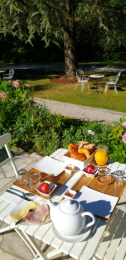 Crown Roads Bed and Breakfast Le Faouët Exteriör bild